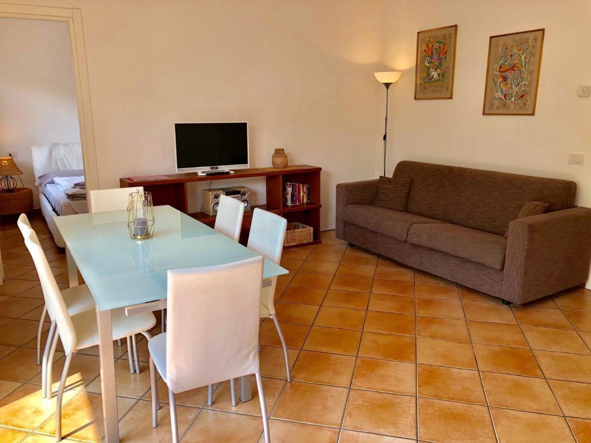 Residenza Ai Ronchi 1 2 6 Aparthotel Maccagno Luaran gambar