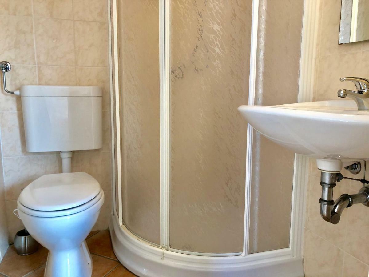 Residenza Ai Ronchi 1 2 6 Aparthotel Maccagno Luaran gambar